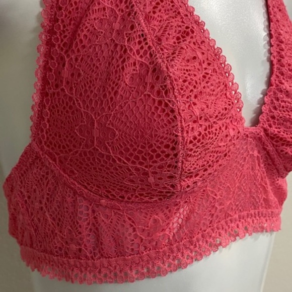 Victoria's Secret Plunge Halter Bralette Size Med - Picture 2 of 9